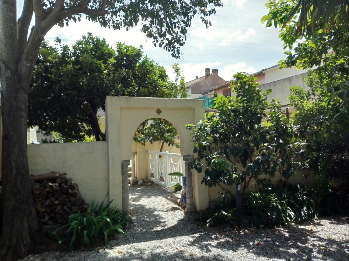 L'Orangeraie Bed and Breakfast Elne Eksteriør billede